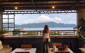 Kalis Viewpoint Lodge Coron